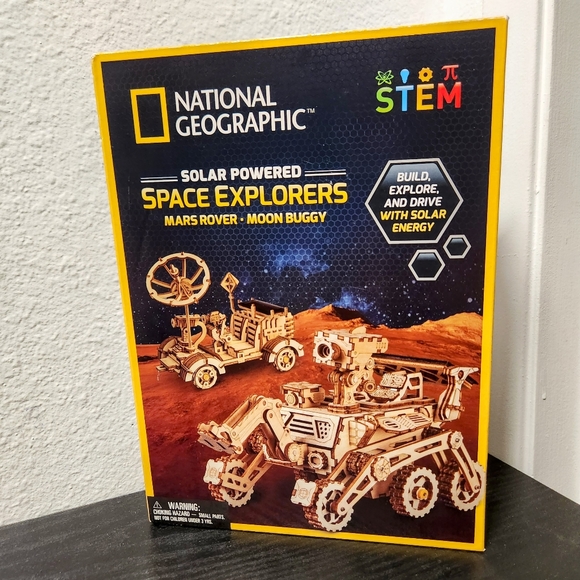 National Geographic | Toys | New National Geographic Solar Model Kit ...